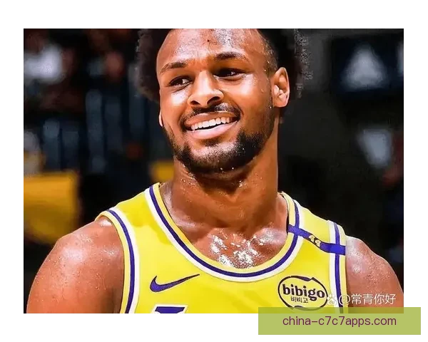 布朗尼球员两票成全明星话题